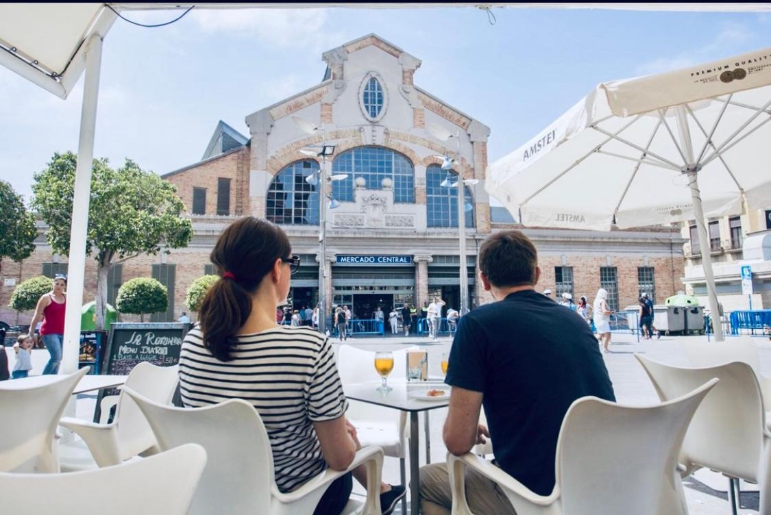 Desconecta Junto Al Mercado Central De Alicante Eksteriør billede
